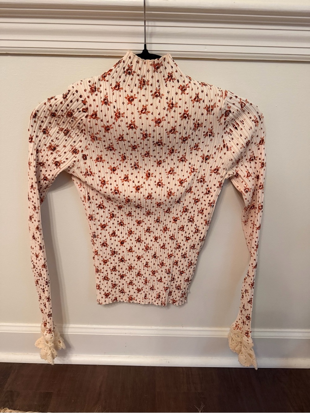 Sea New York Floral Ribbed Mock Neck Top with Crochet in Cream and Rust Small